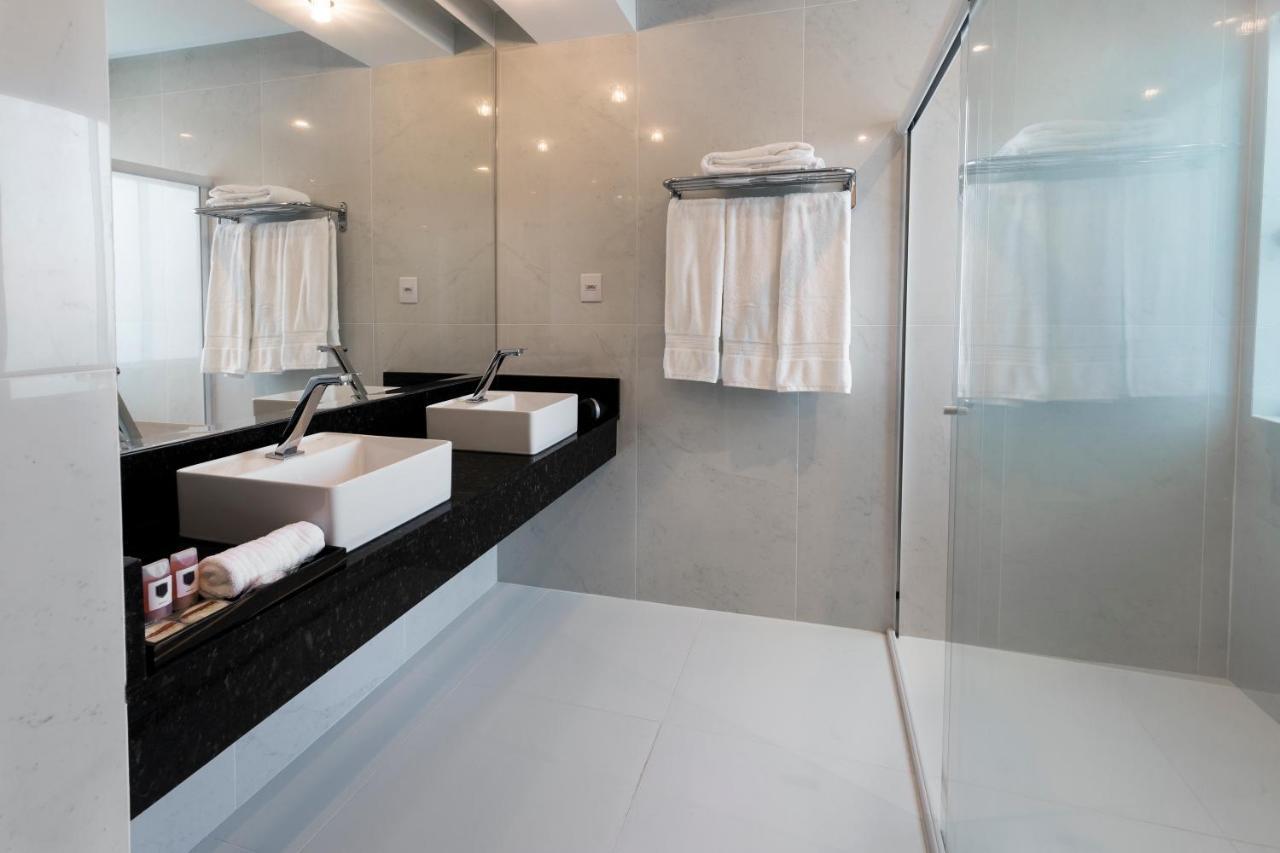Itacolomi Hotel Piçarras المظهر الخارجي الصورة